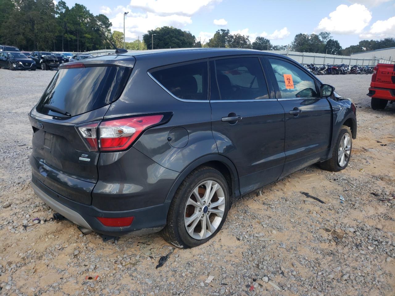 2017 FORD ESCAPE SE photo 5