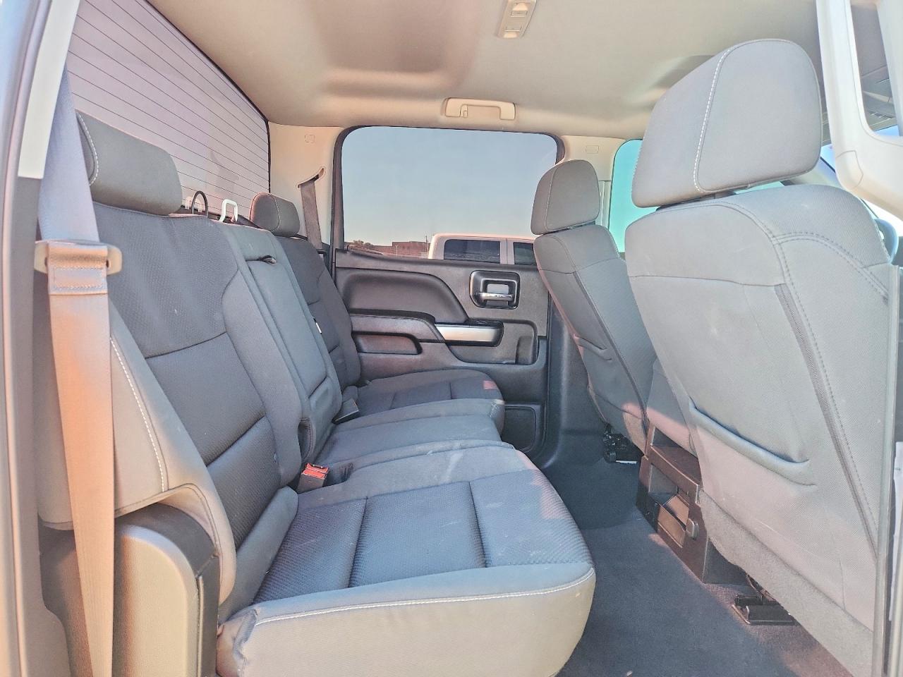 2018 CHEVROLET SILVERADO C1500 LT photo 19