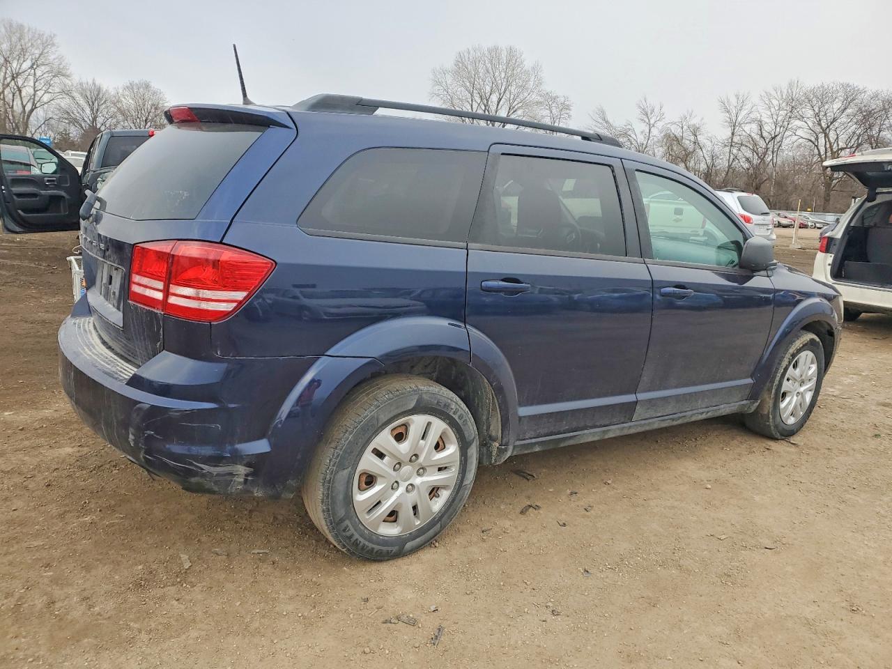 2018 DODGE JOURNEY SE photo 3