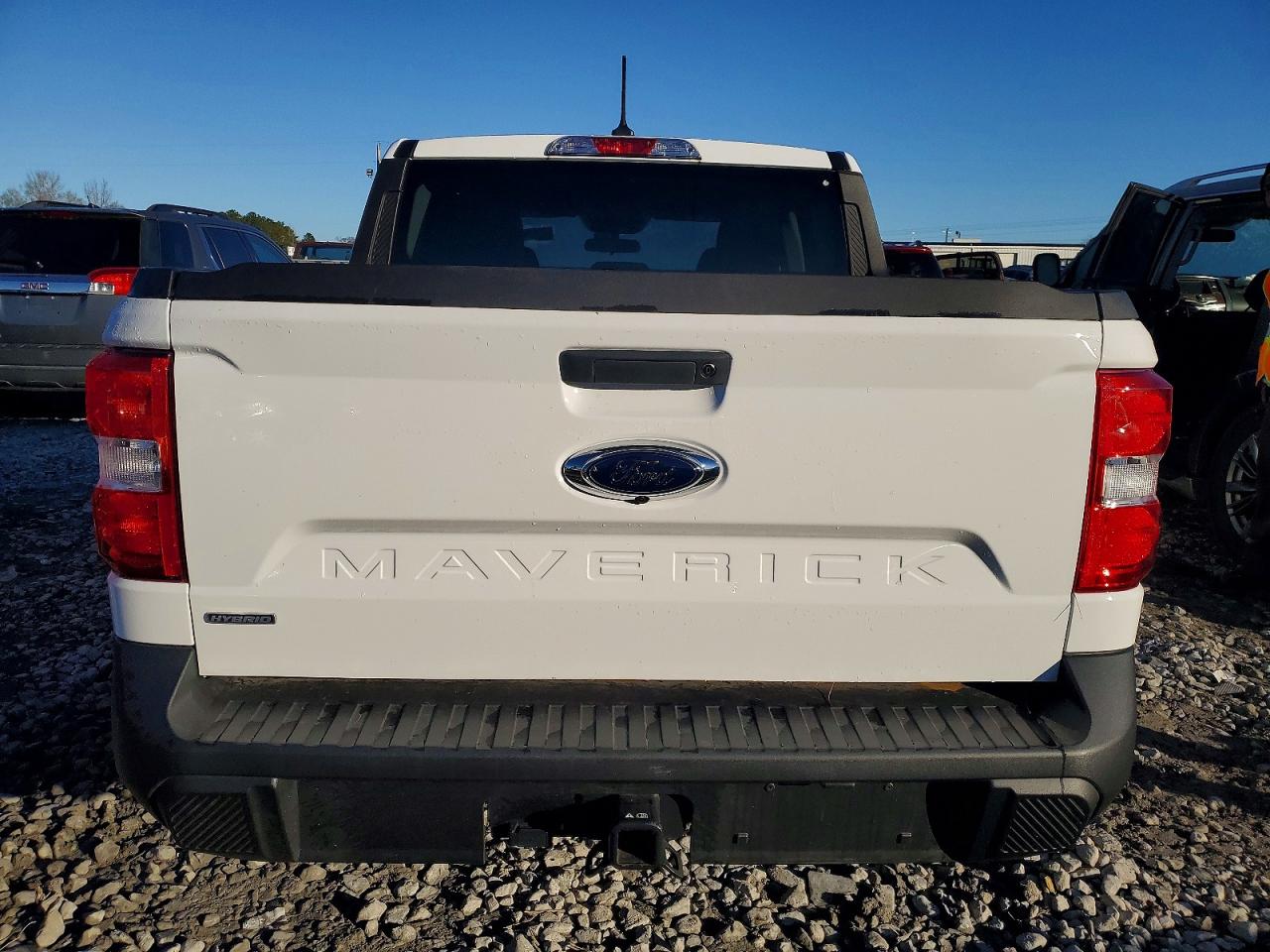 2024 FORD MAVERICK XL photo 6