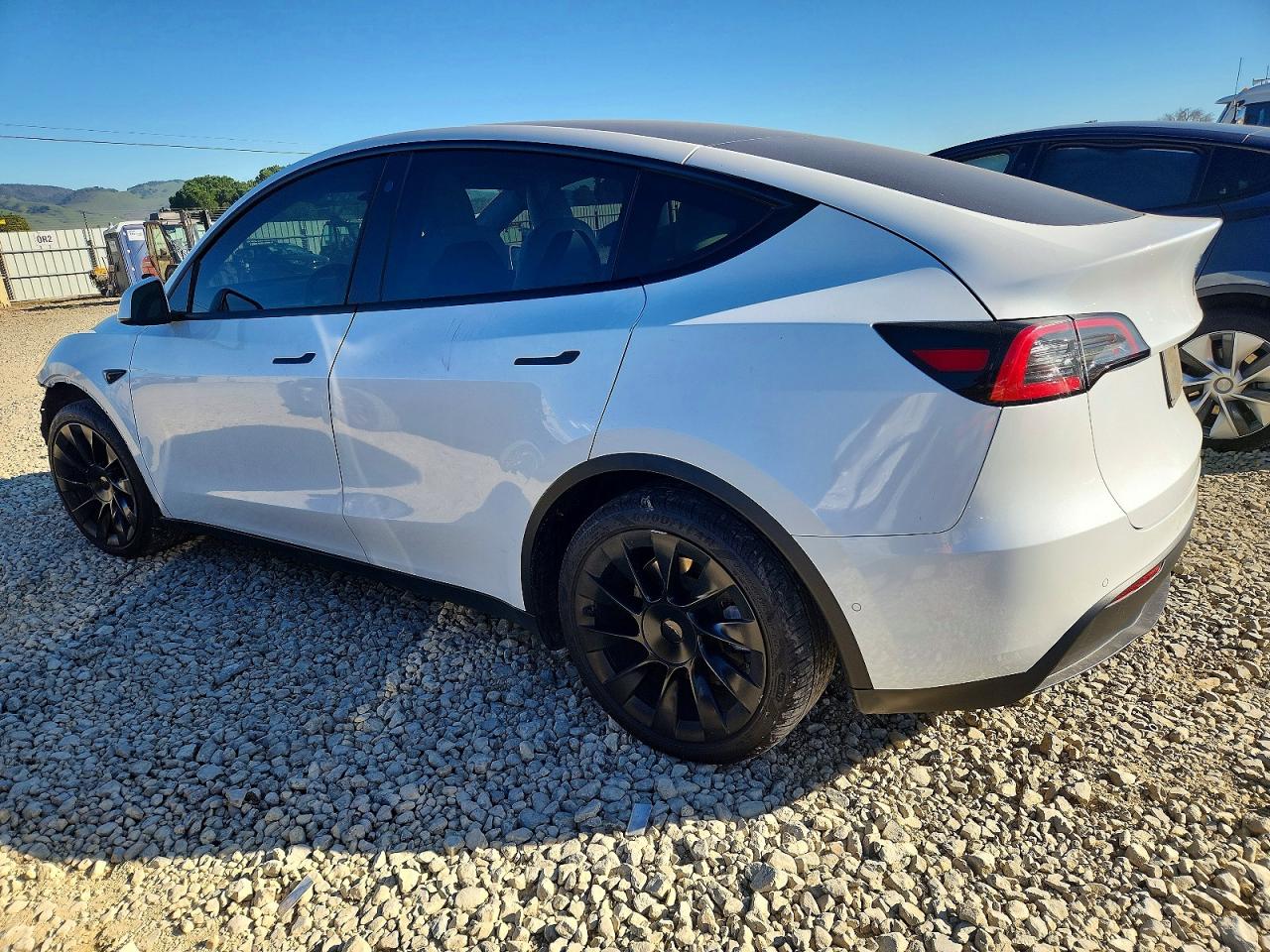 2021 TESLA MODEL Y photo 3