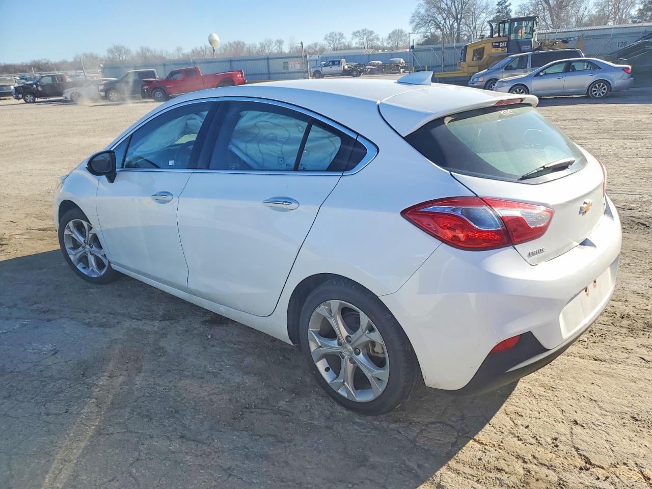 2017 CHEVROLET CRUZE PREMIER photo 2