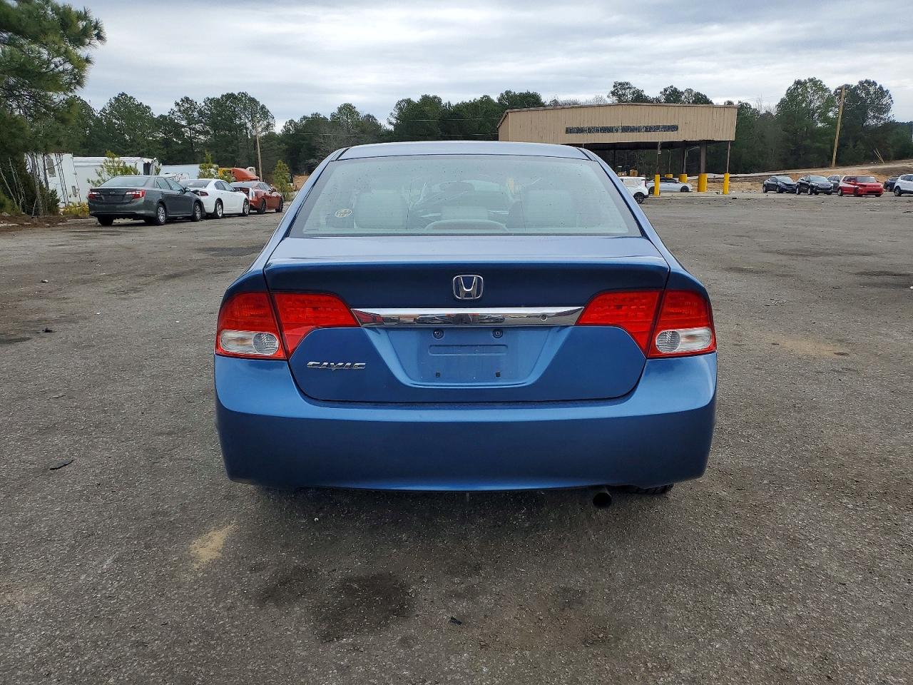 2010 HONDA CIVIC LX photo 6