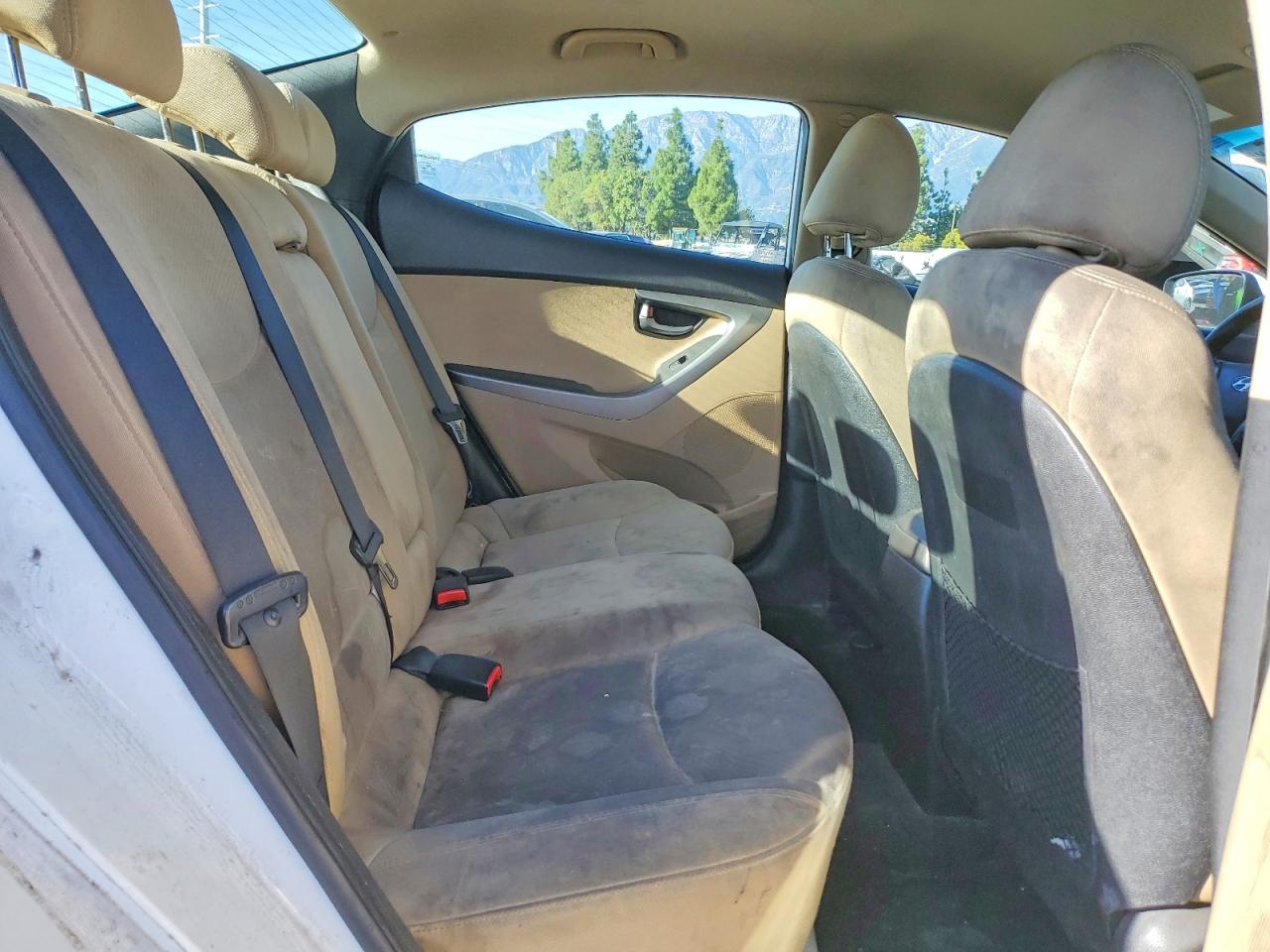 2013 HYUNDAI ELANTRA GLS photo 10