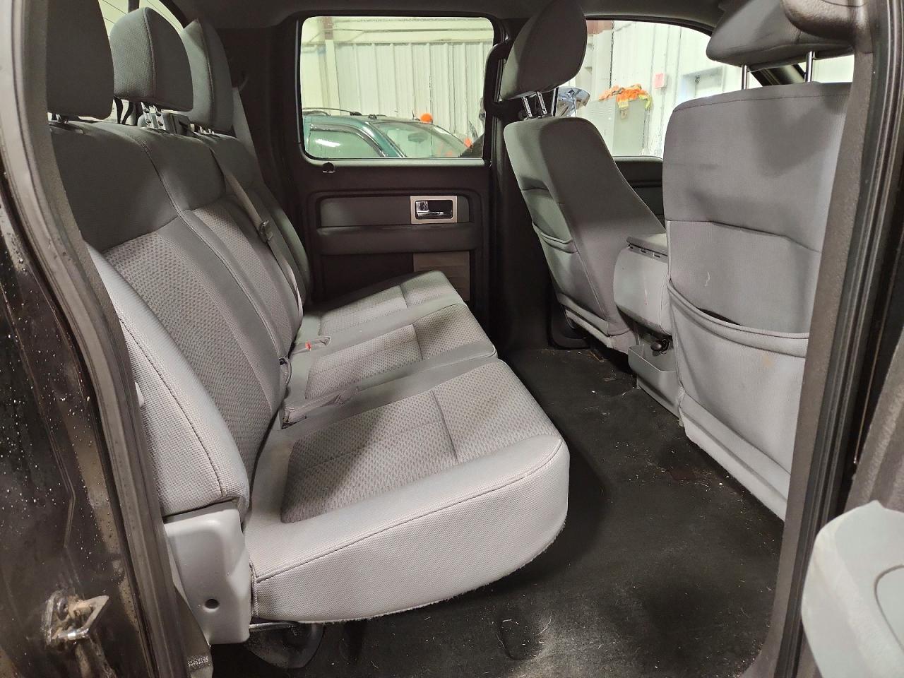 2011 FORD F150 SUPERCREW photo 28
