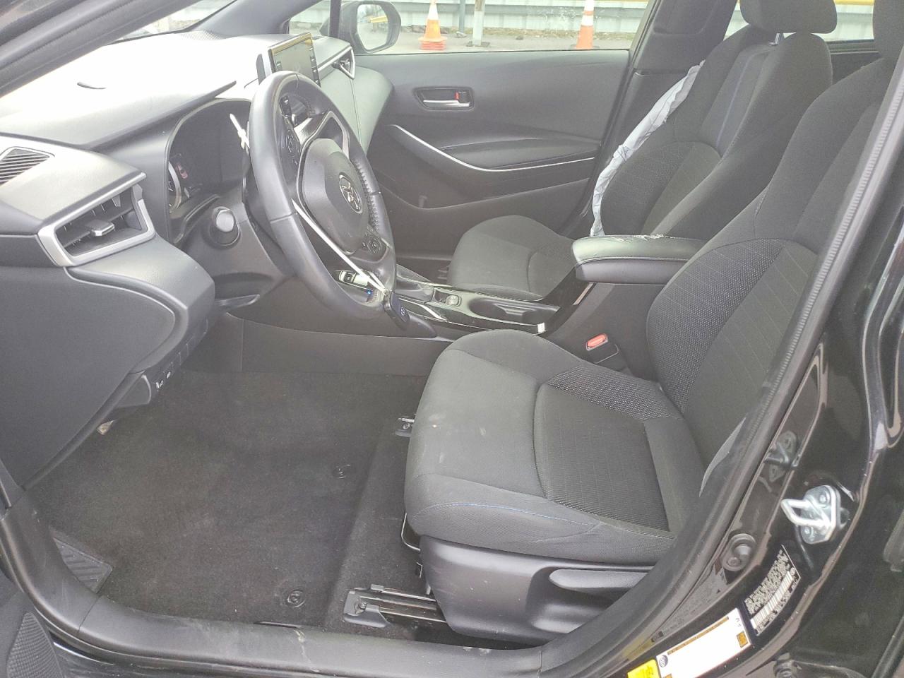 2021 TOYOTA COROLLA SE photo 19