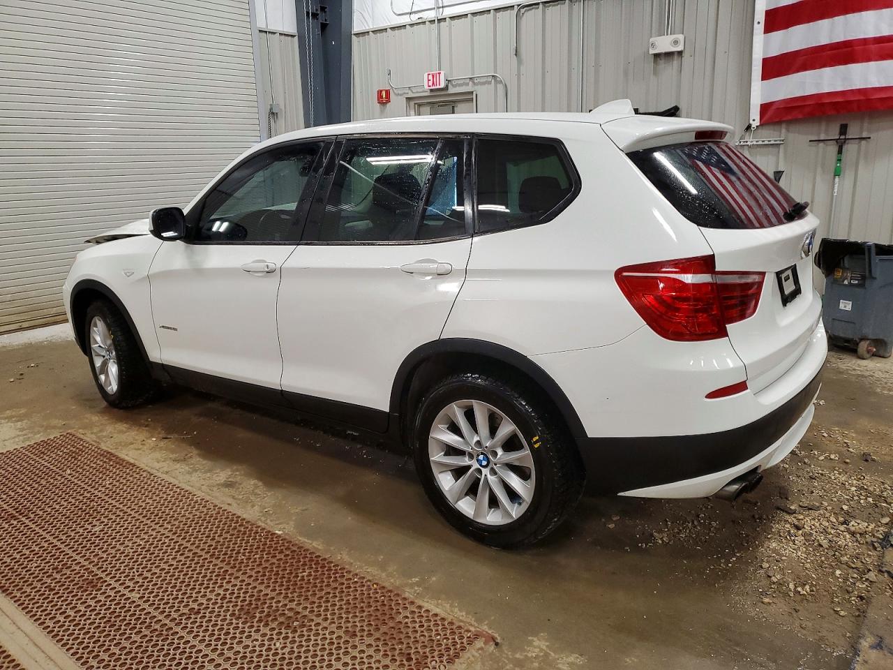 2013 BMW X3 XDRIVE28I photo 3