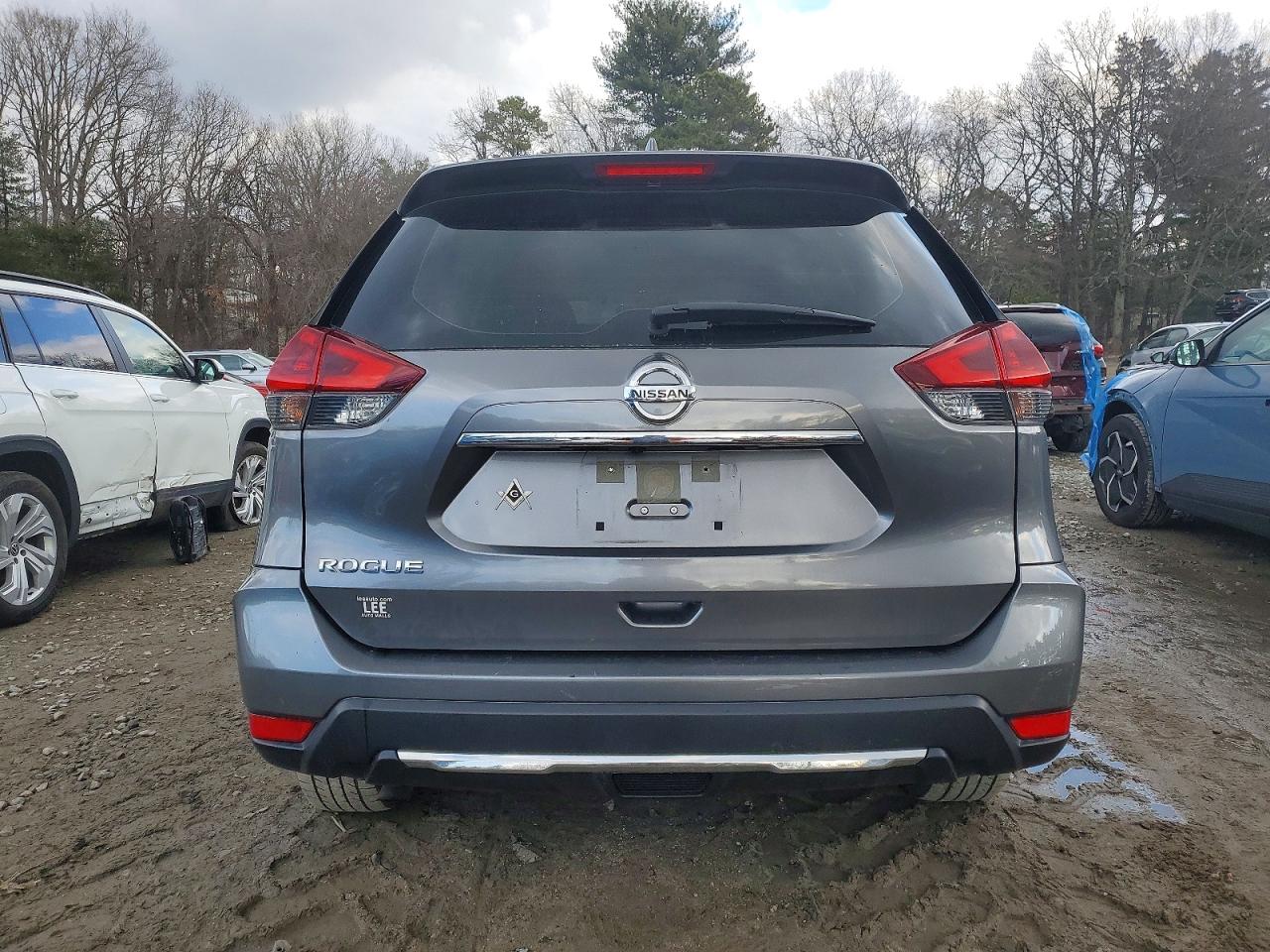 2019 NISSAN ROGUE S photo 6