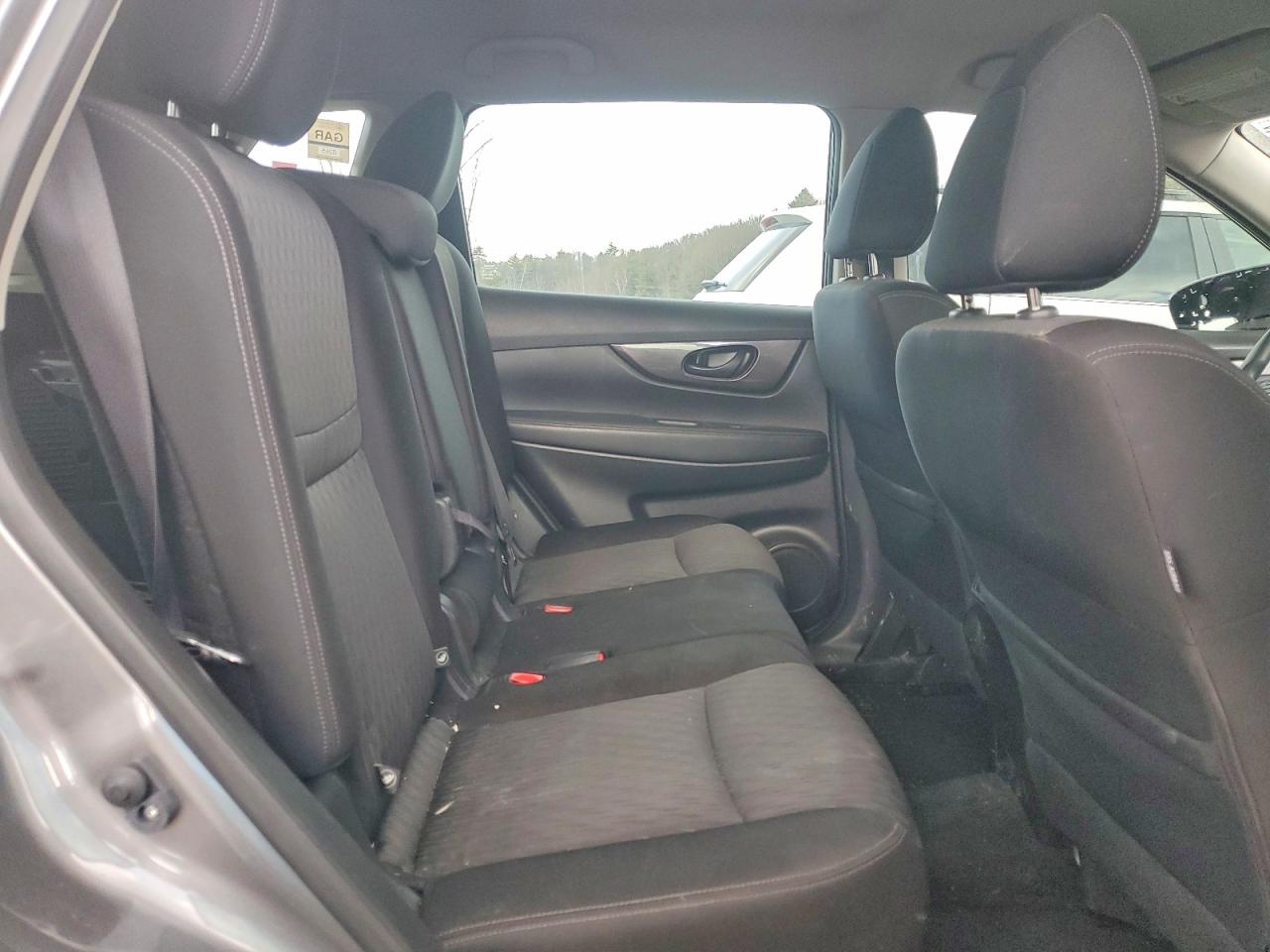2019 NISSAN ROGUE S photo 11