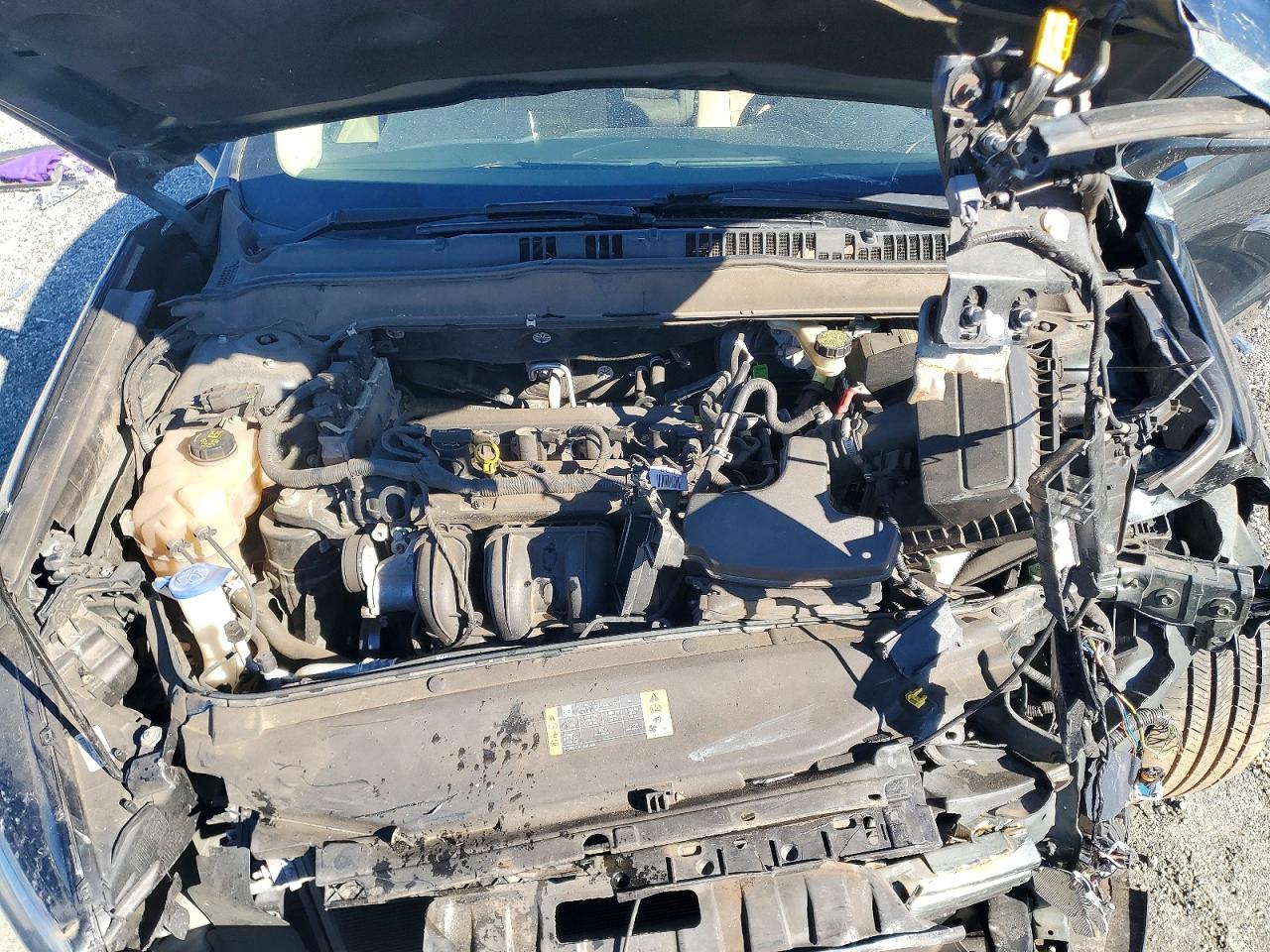 2015 FORD FUSION SE photo 11