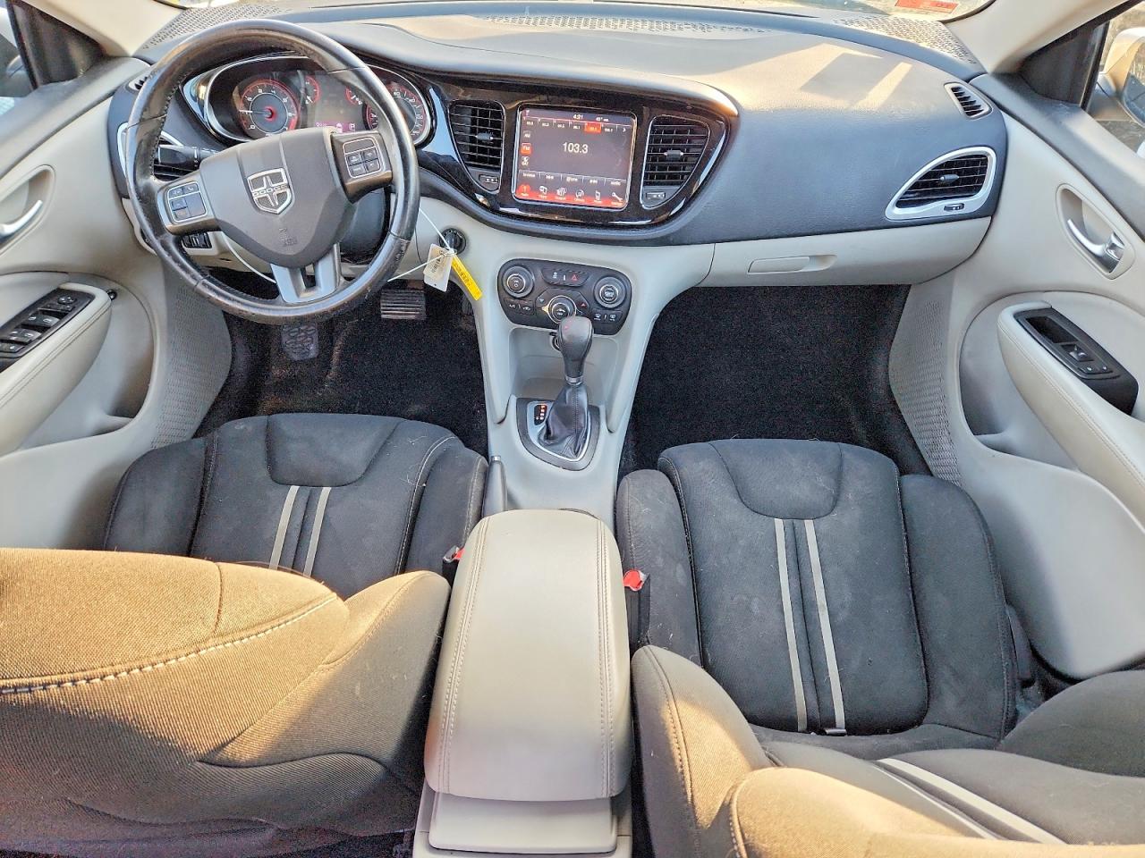 2013 DODGE DART SXT photo 22