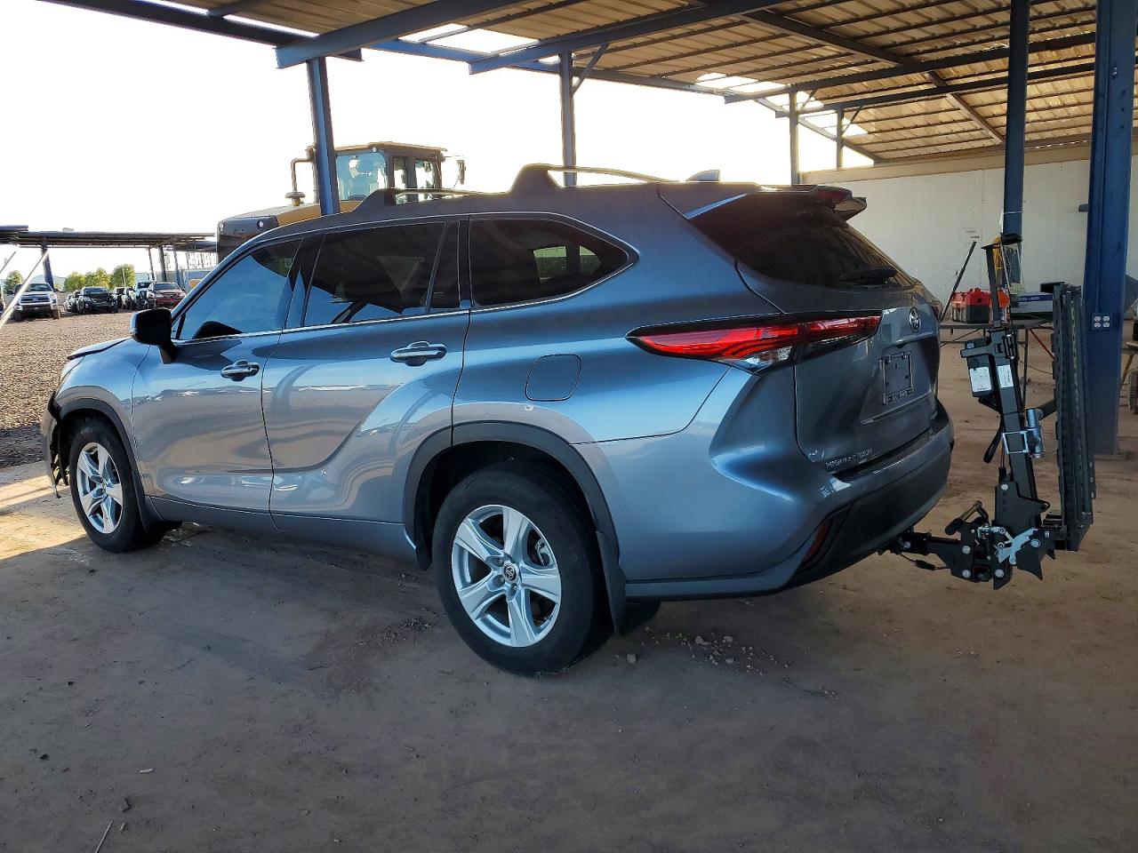 2020 TOYOTA HIGHLANDER L photo 3