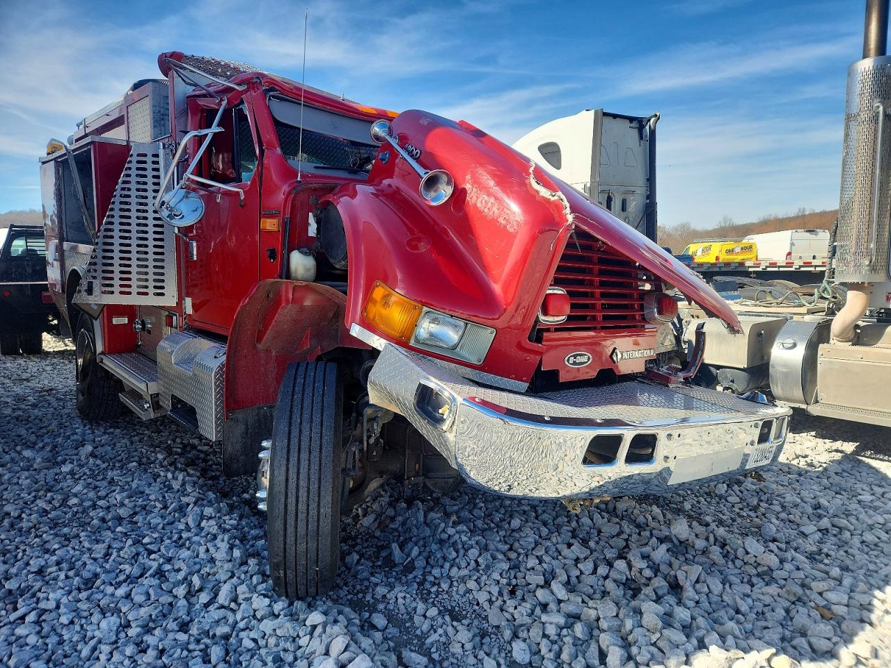 2002 INTERNATIONAL 4000