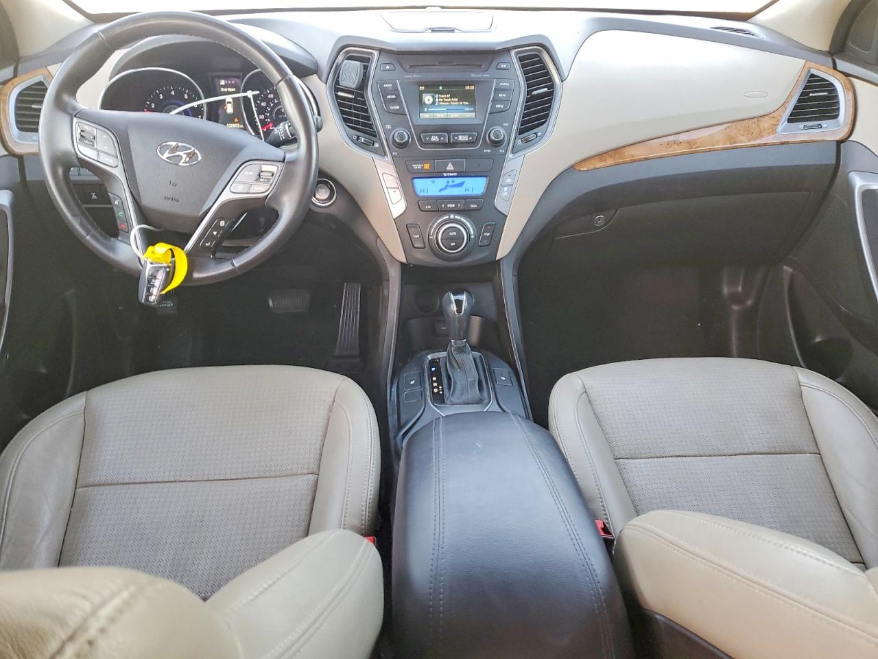 2016 HYUNDAI SANTA FE SPORT 2.0T photo 8