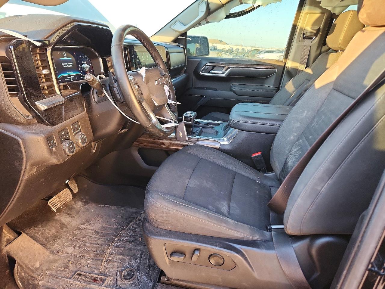 2023 CHEVROLET SILVERADO K1500 RST photo 13