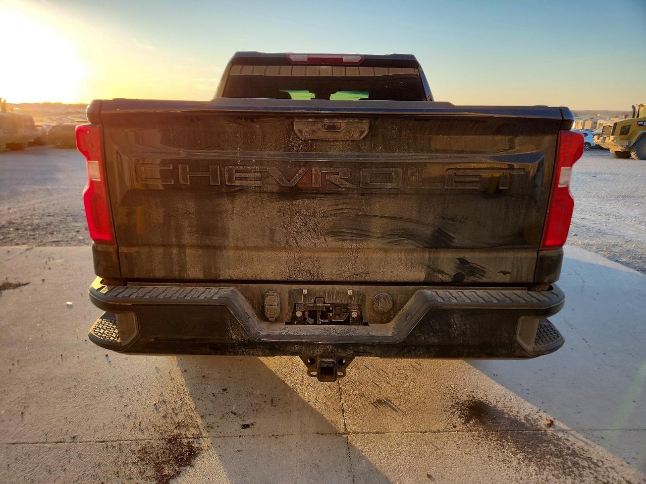 2023 CHEVROLET SILVERADO K1500 RST photo 11