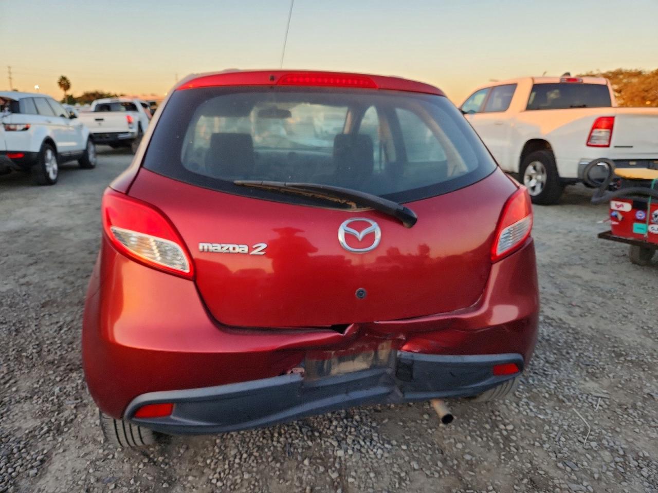 2014 MAZDA MAZDA2 SPORT photo 11