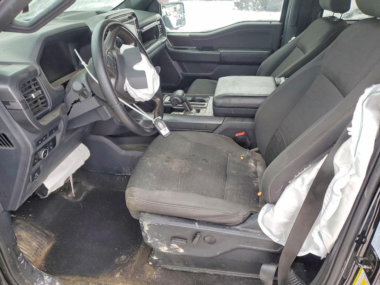 2024 FORD F150 XLT photo 13