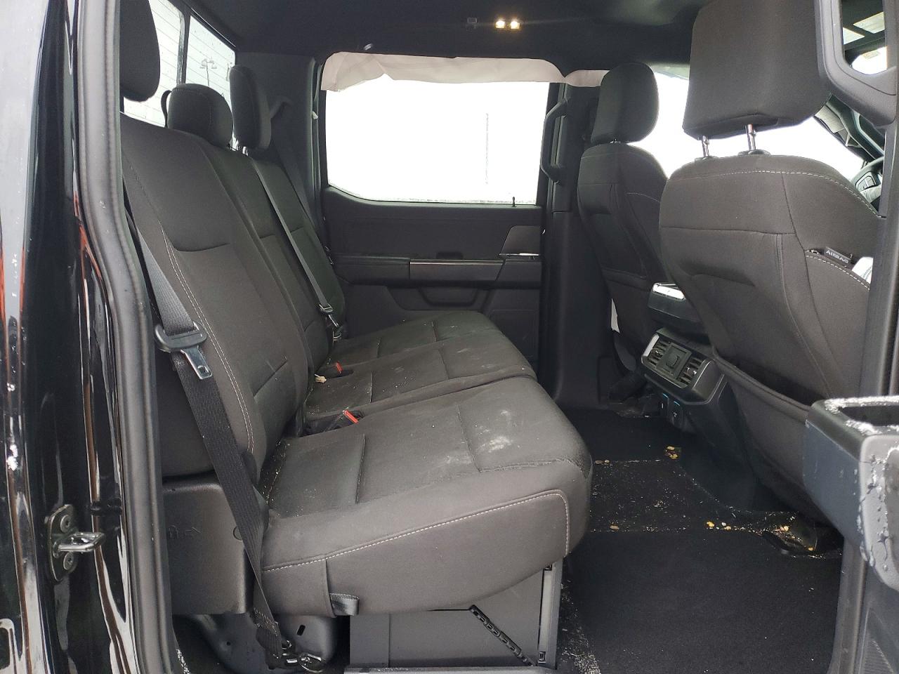 2024 FORD F150 XLT photo 19