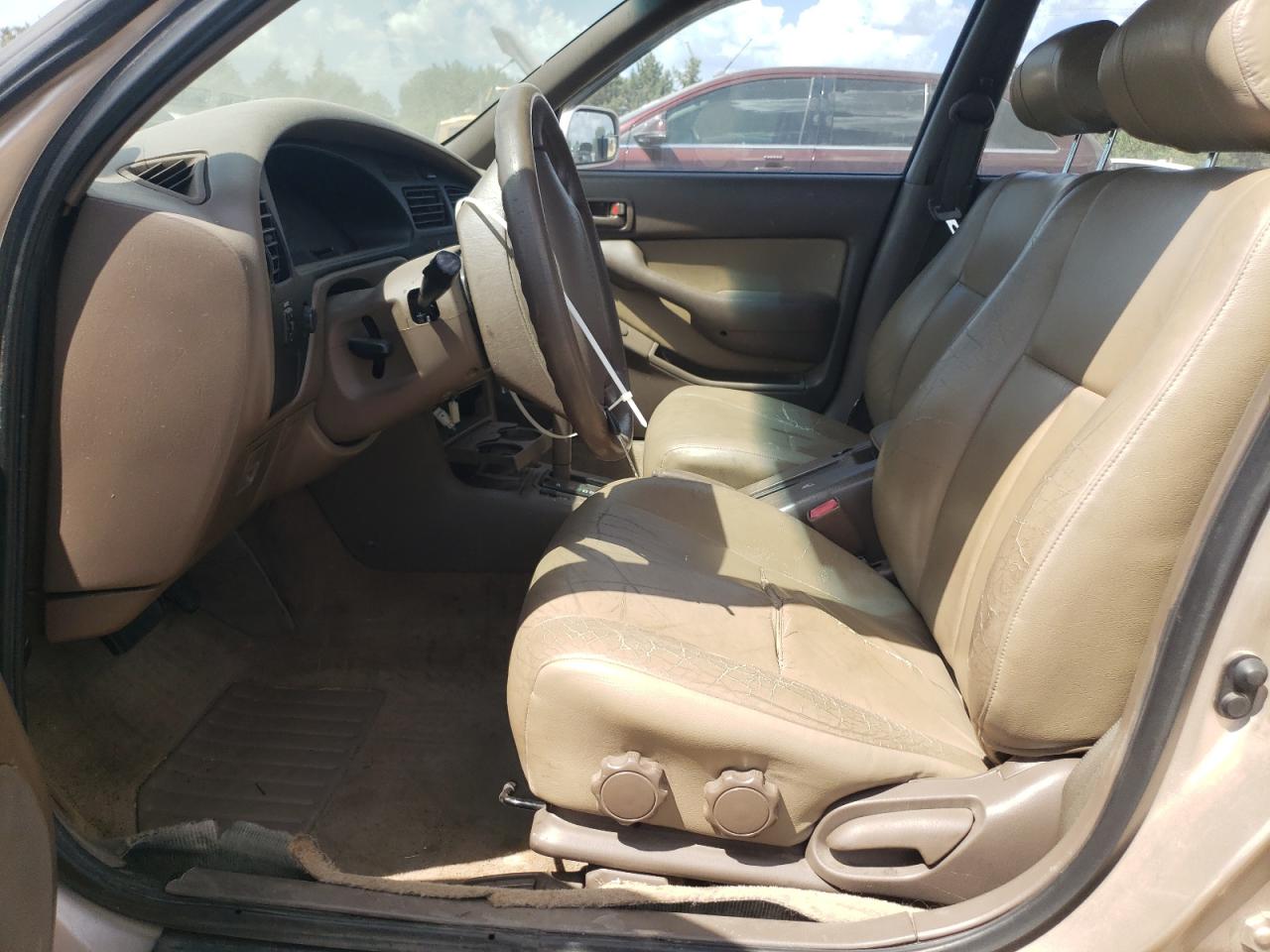 1996 TOYOTA CAMRY DX photo 7
