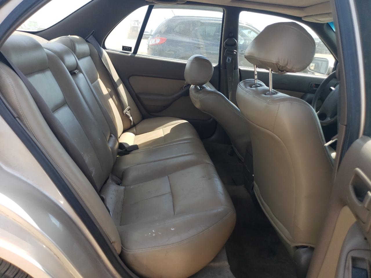 1996 TOYOTA CAMRY DX photo 10
