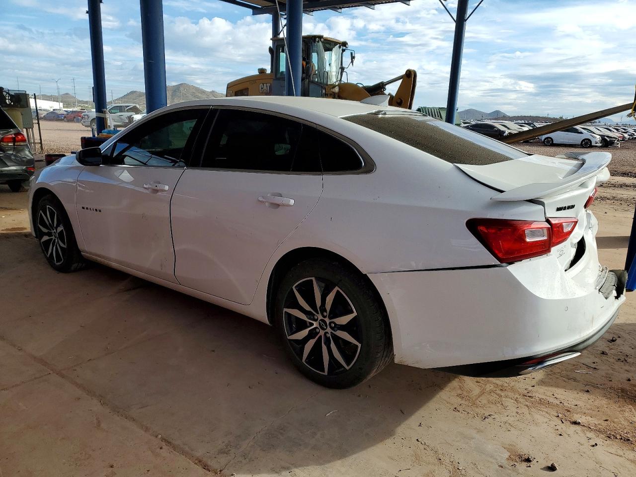 2024 CHEVROLET MALIBU RS photo 2