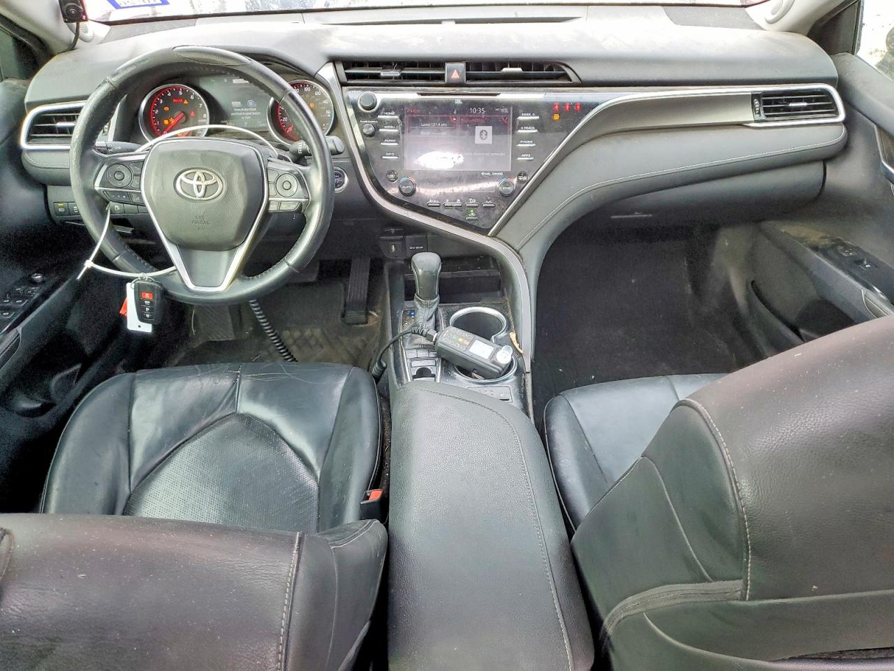 2018 TOYOTA CAMRY XSE photo 8