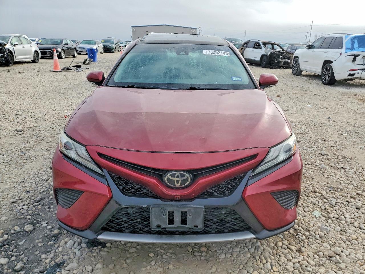 2018 TOYOTA CAMRY XSE photo 5