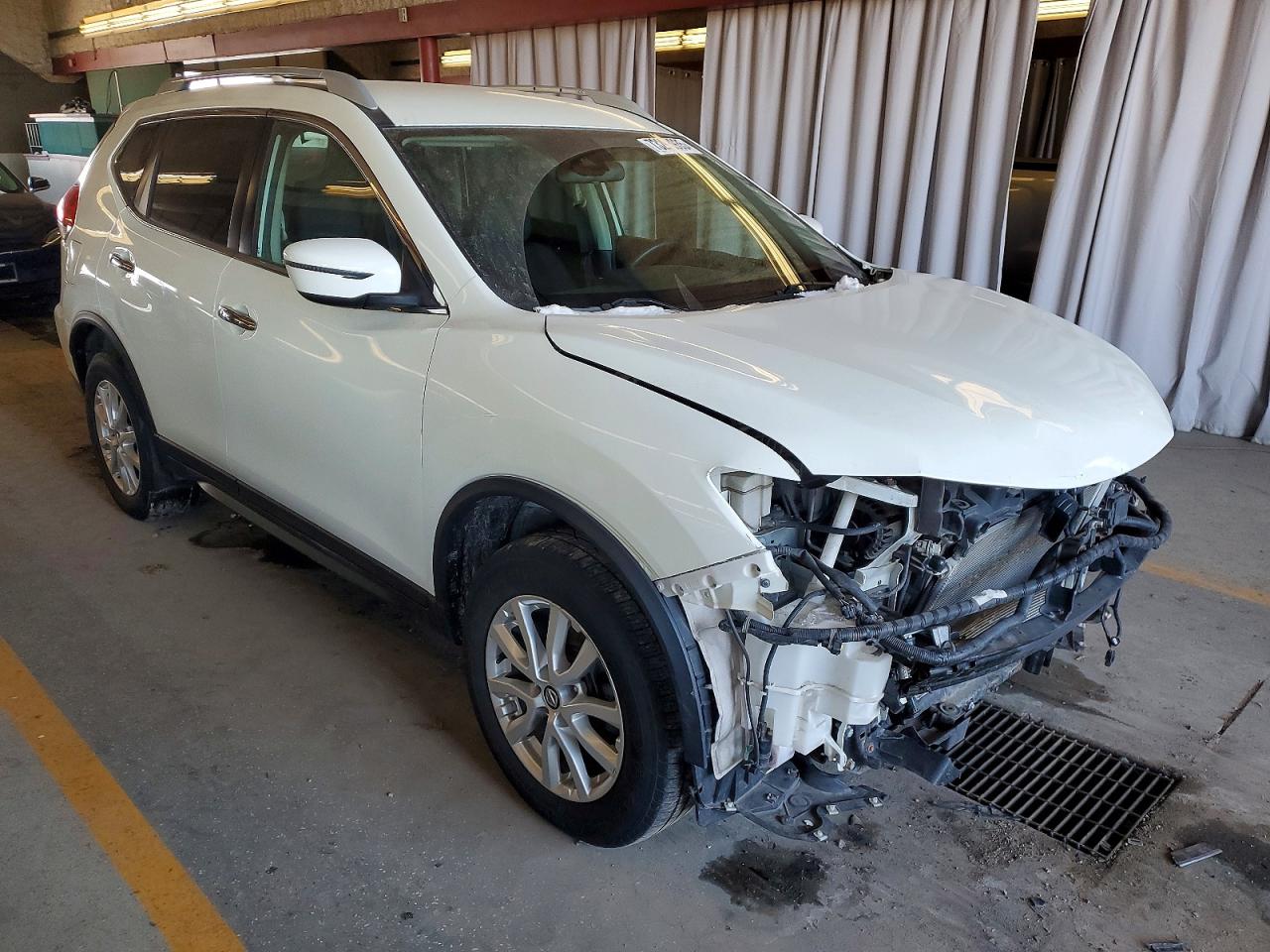 2020 NISSAN ROGUE SV photo 4