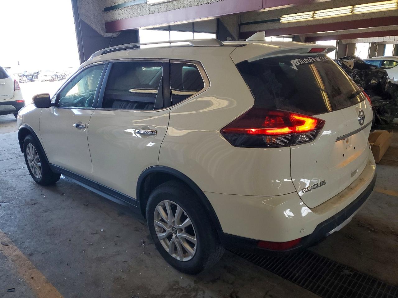 2020 NISSAN ROGUE SV photo 2