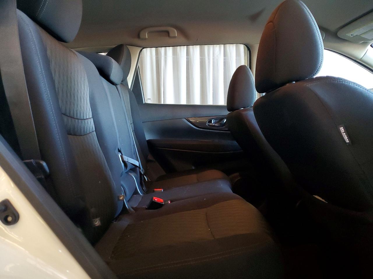 2020 NISSAN ROGUE SV photo 11