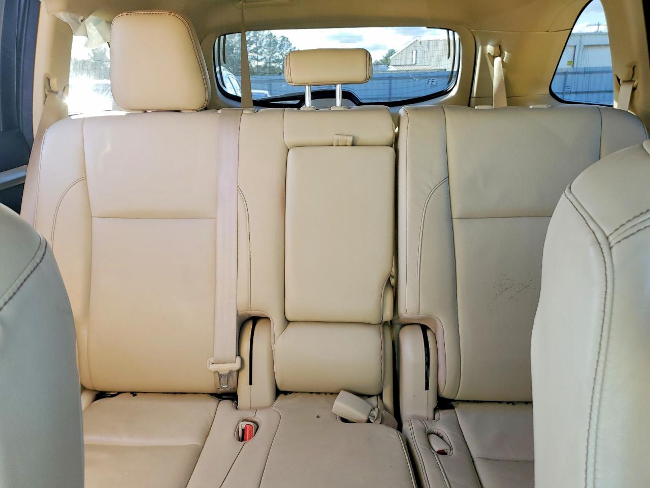2018 TOYOTA HIGHLANDER photo 28