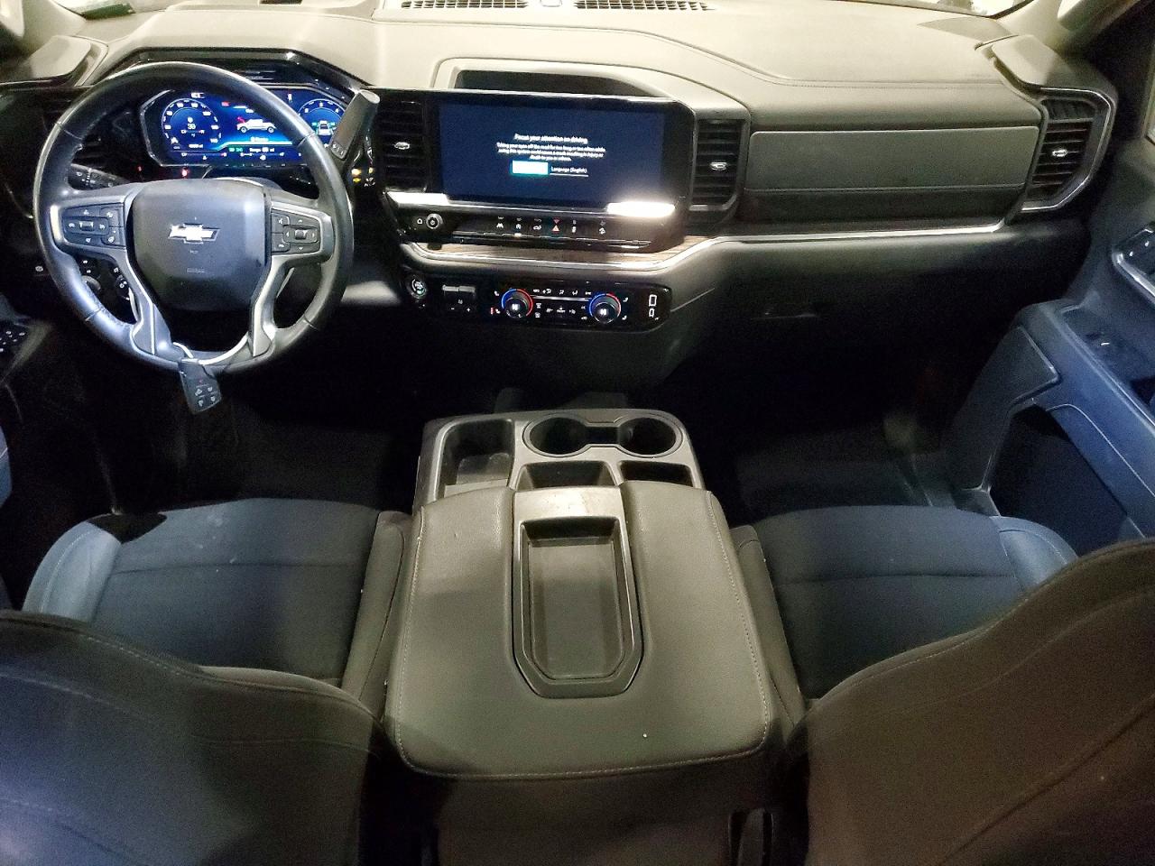 2024 CHEVROLET SILVERADO K1500 LT photo 15