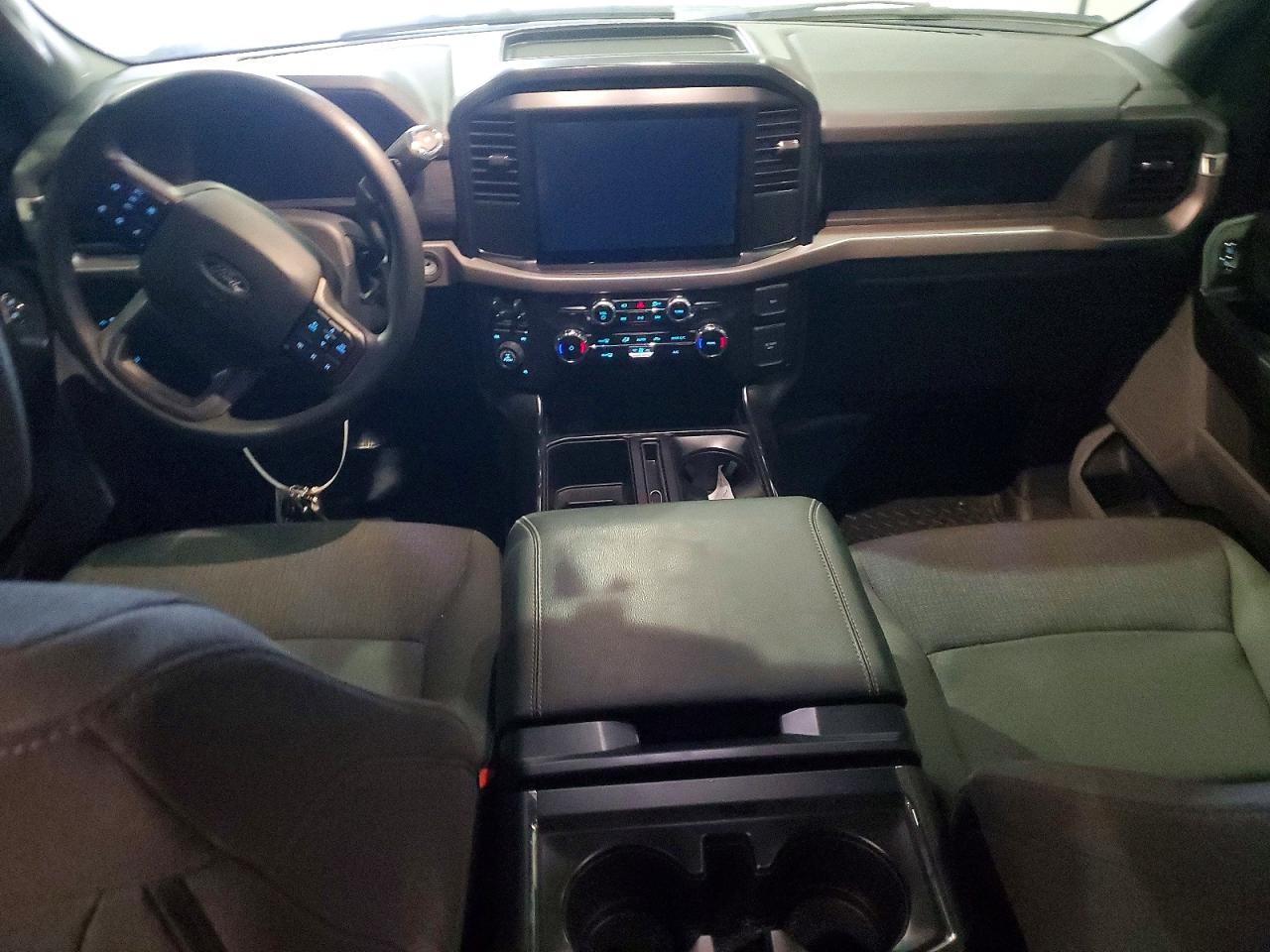 2025 FORD F150 XL photo 8