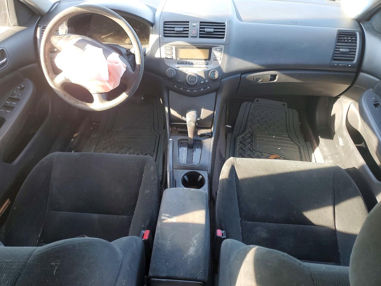 2006 HONDA ACCORD LX photo 15