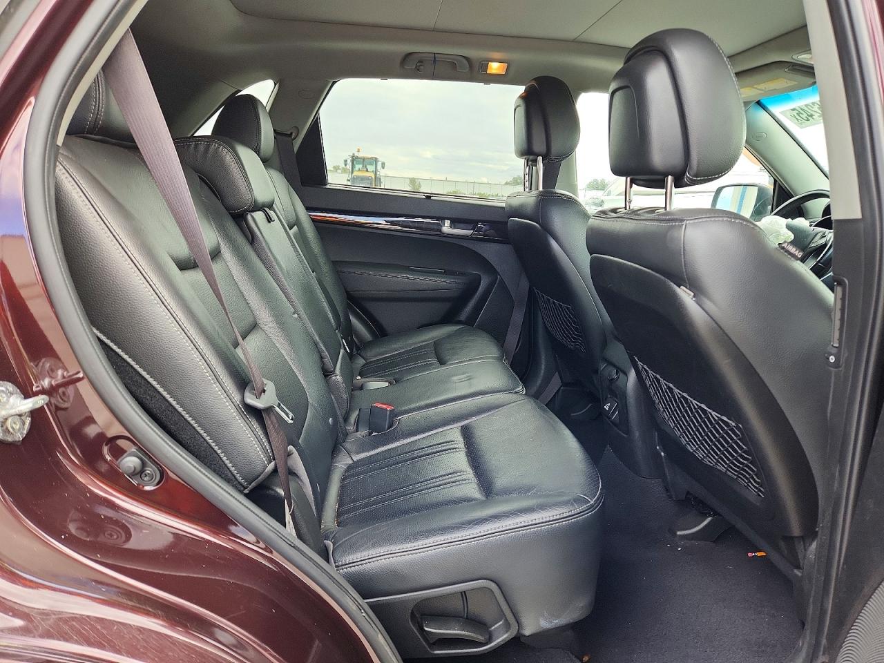 2014 KIA SORENTO SX photo 11