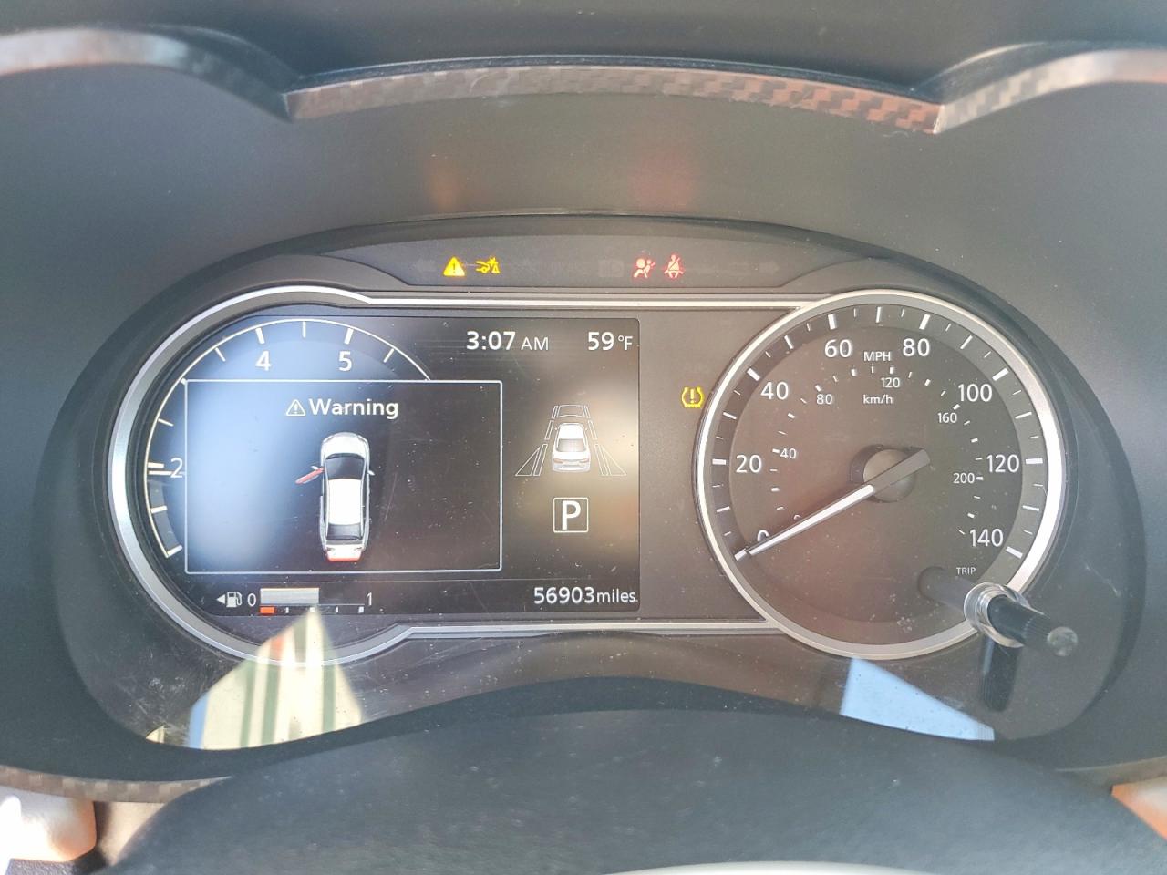 2021 NISSAN VERSA SV photo 17