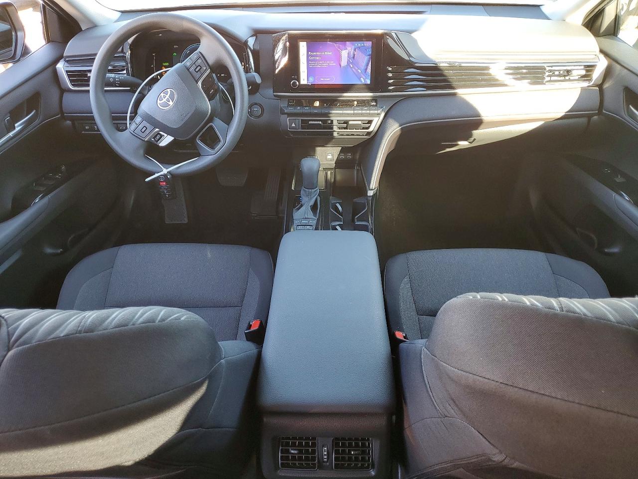 2025 TOYOTA CAMRY XSE photo 8