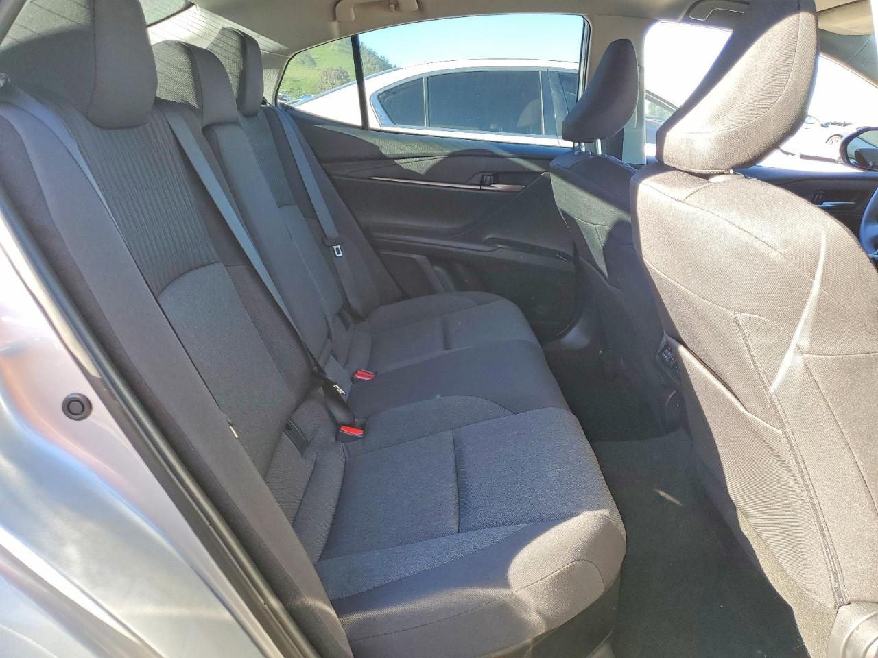 2025 TOYOTA CAMRY XSE photo 10