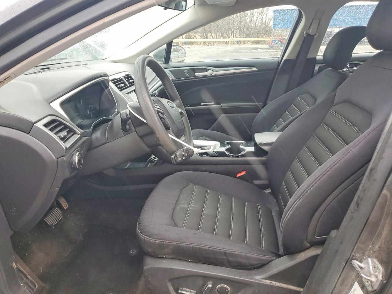 2015 FORD FUSION SE photo 7
