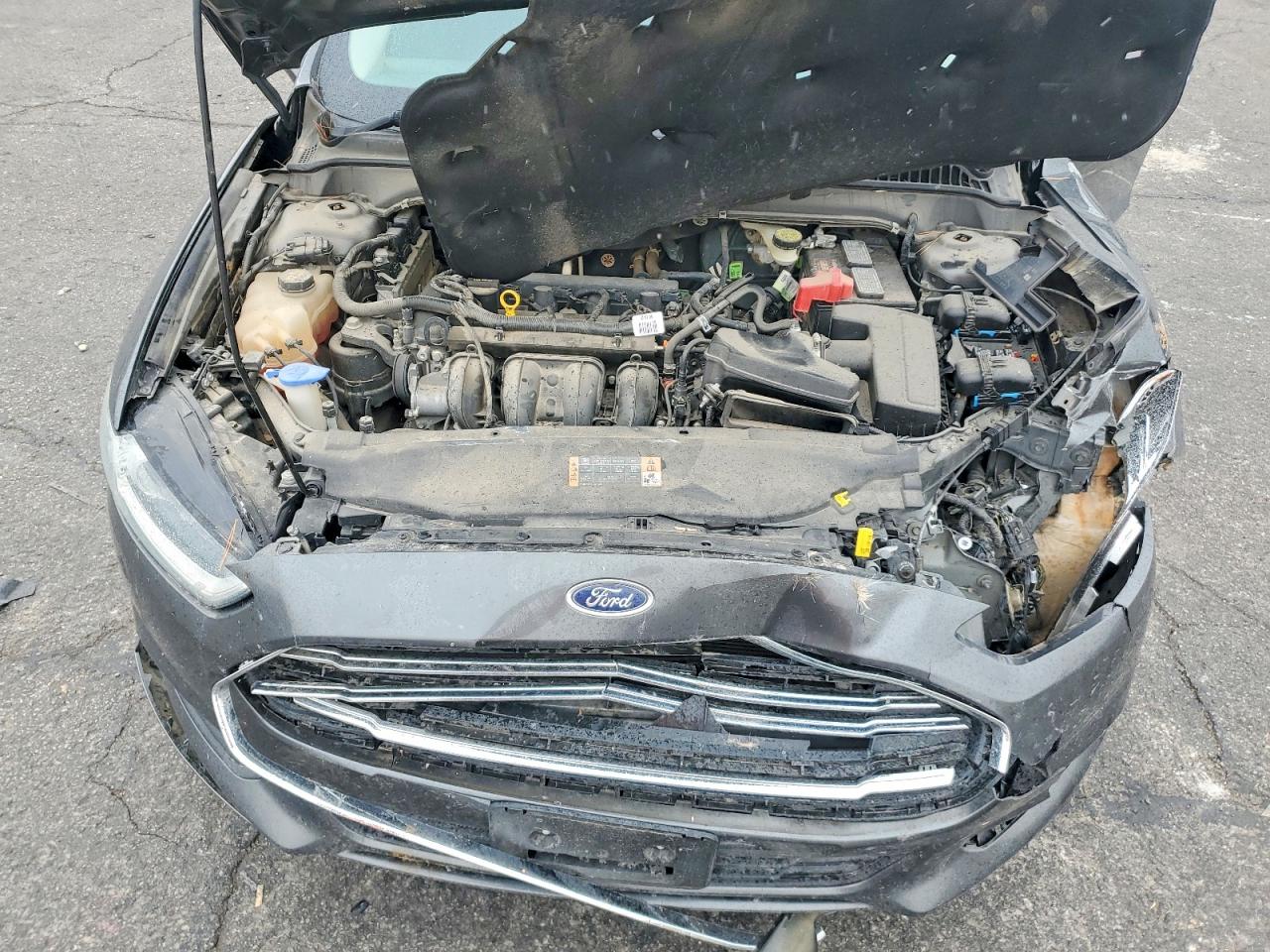2015 FORD FUSION SE photo 11