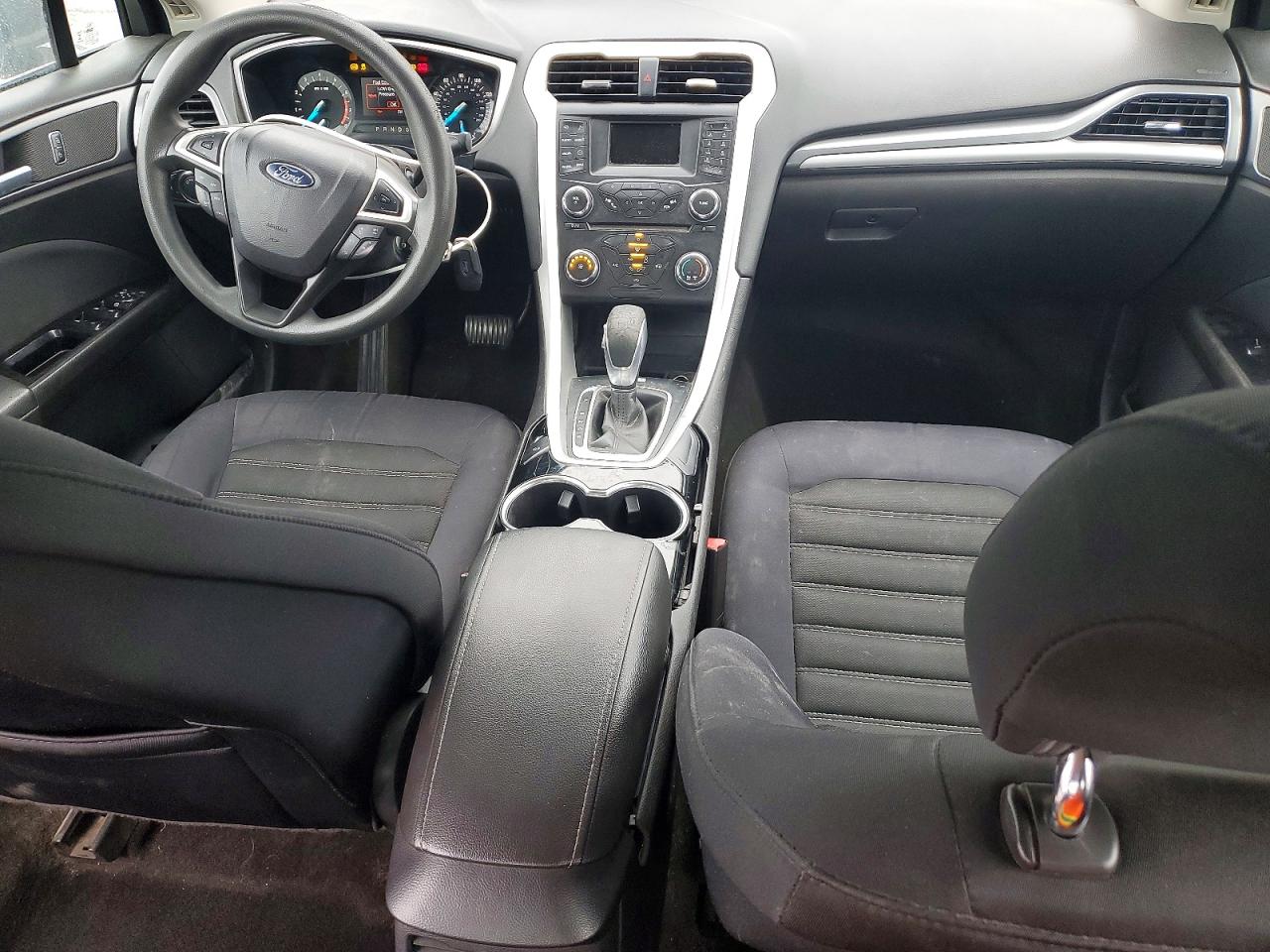 2015 FORD FUSION SE photo 8