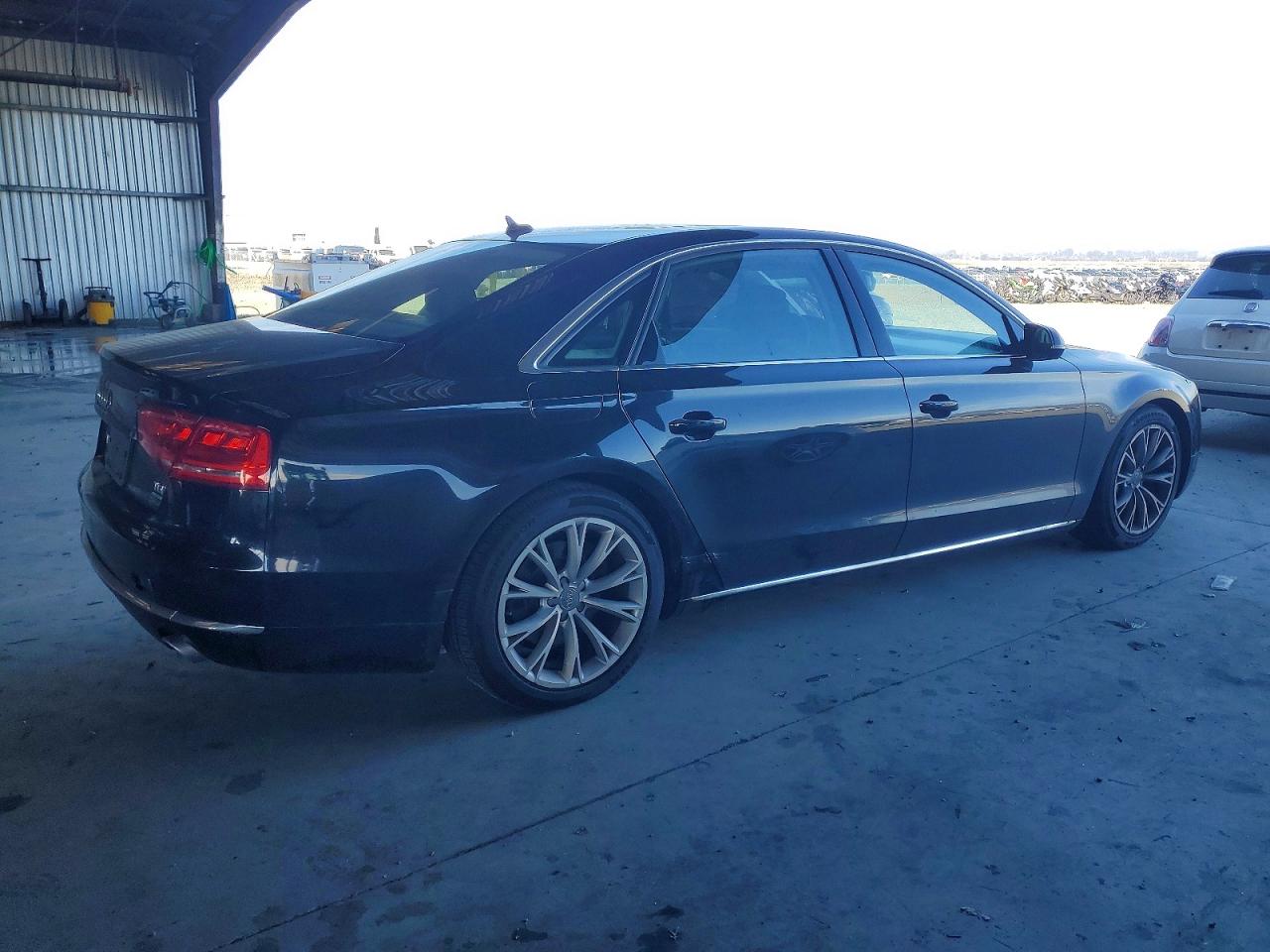 2014 AUDI A8 L TDI QUATTRO photo 3