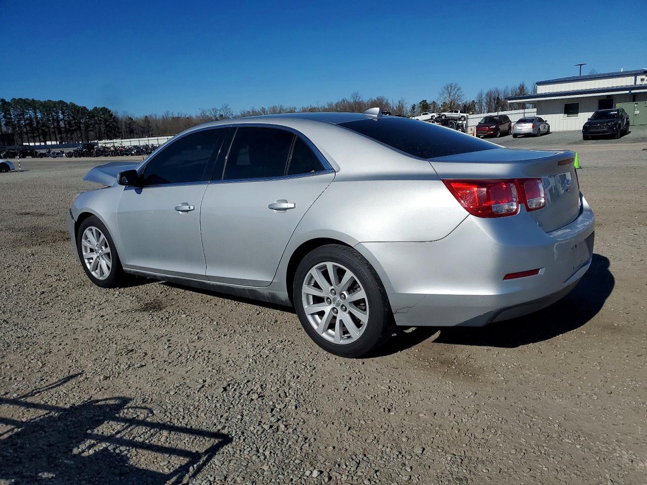 2014 CHEVROLET MALIBU 2LT photo 4
