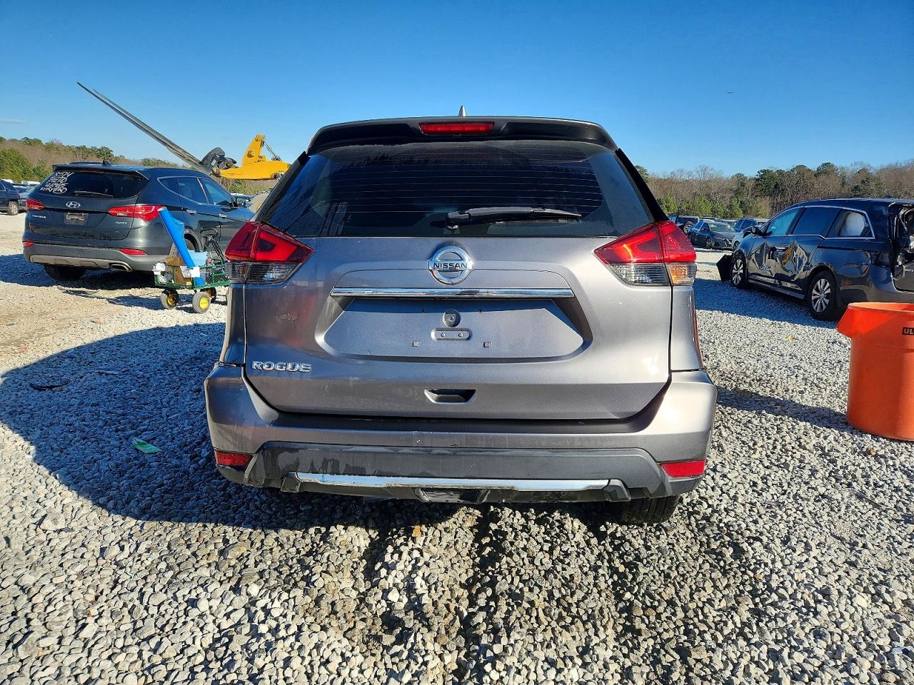 2018 NISSAN ROGUE S photo 6