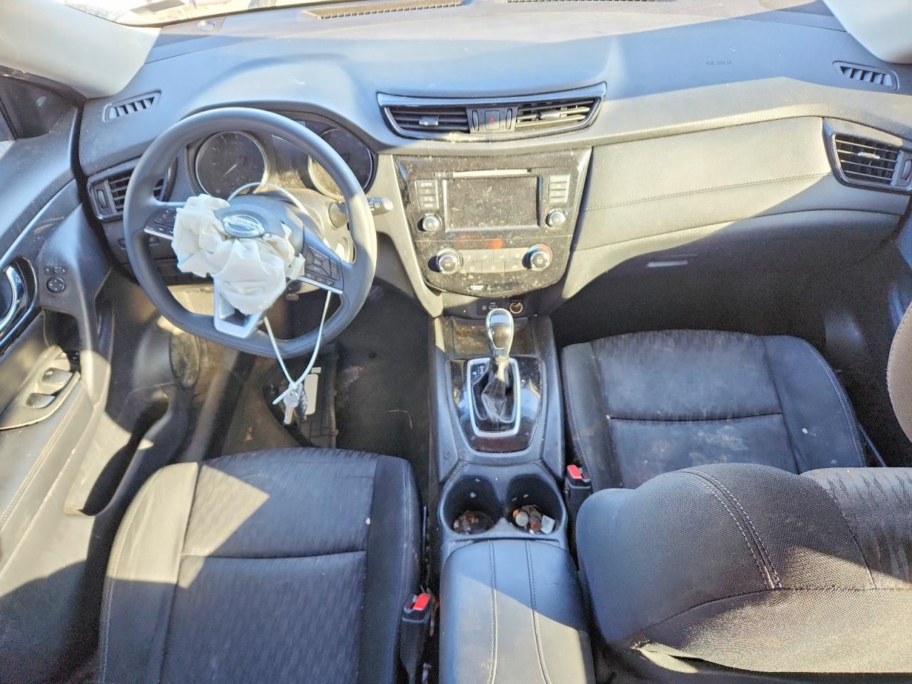 2018 NISSAN ROGUE S photo 8