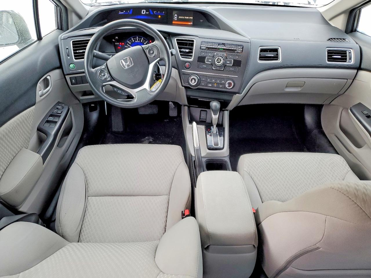 2015 HONDA CIVIC LX photo 22