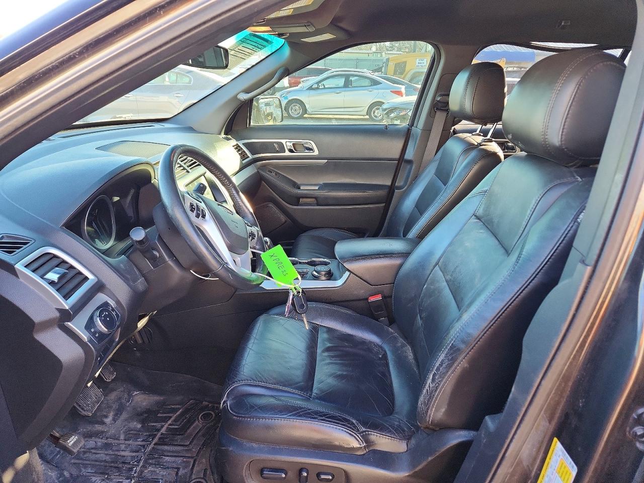 2015 FORD EXPLORER XLT photo 7
