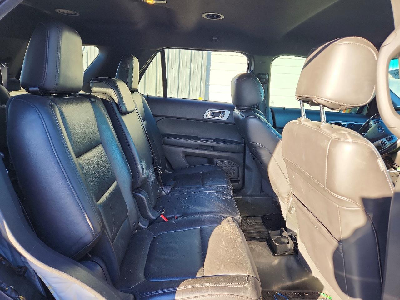 2015 FORD EXPLORER XLT photo 11