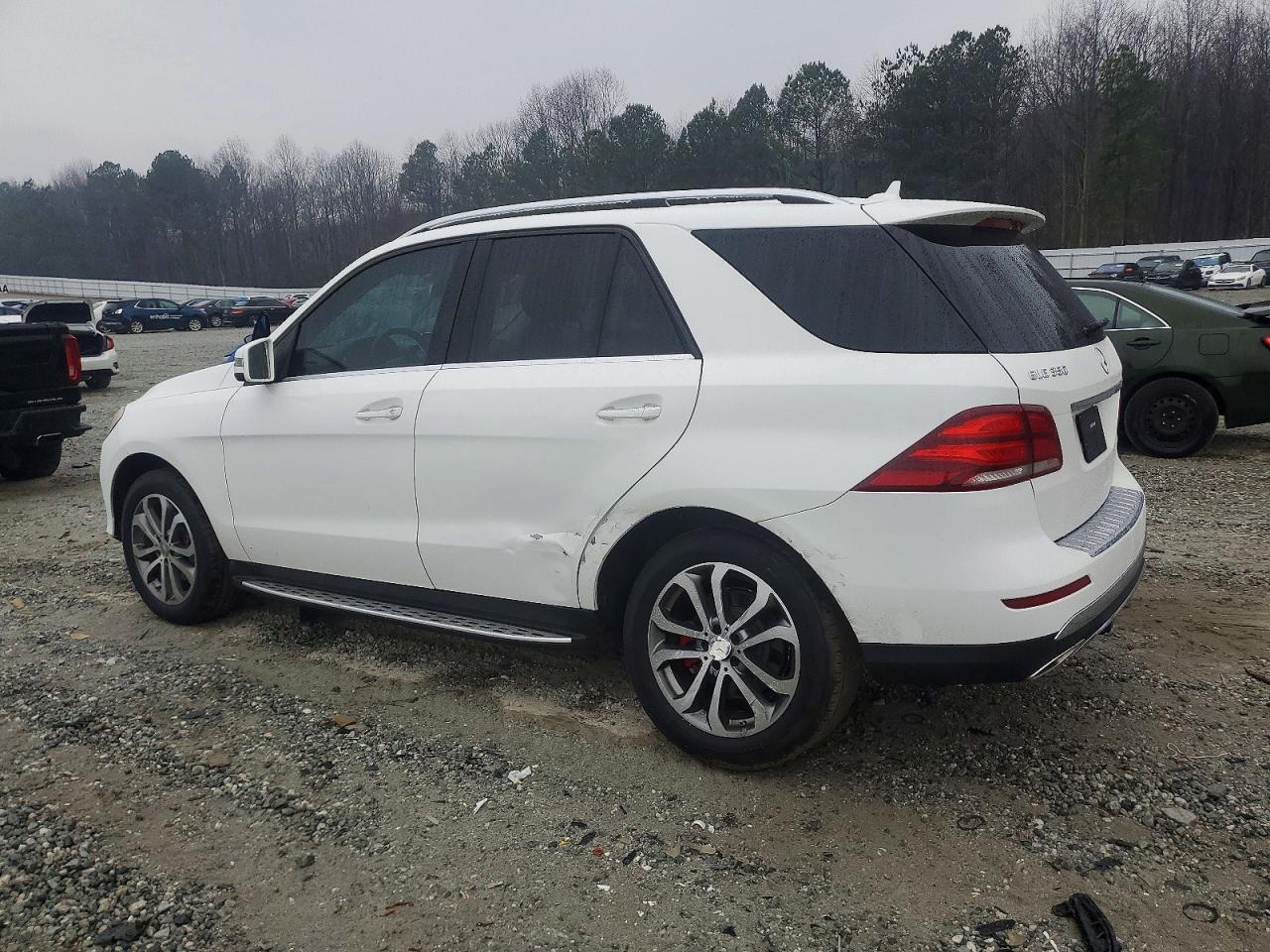 2016 MERCEDES-BENZ GLE 350 photo 3